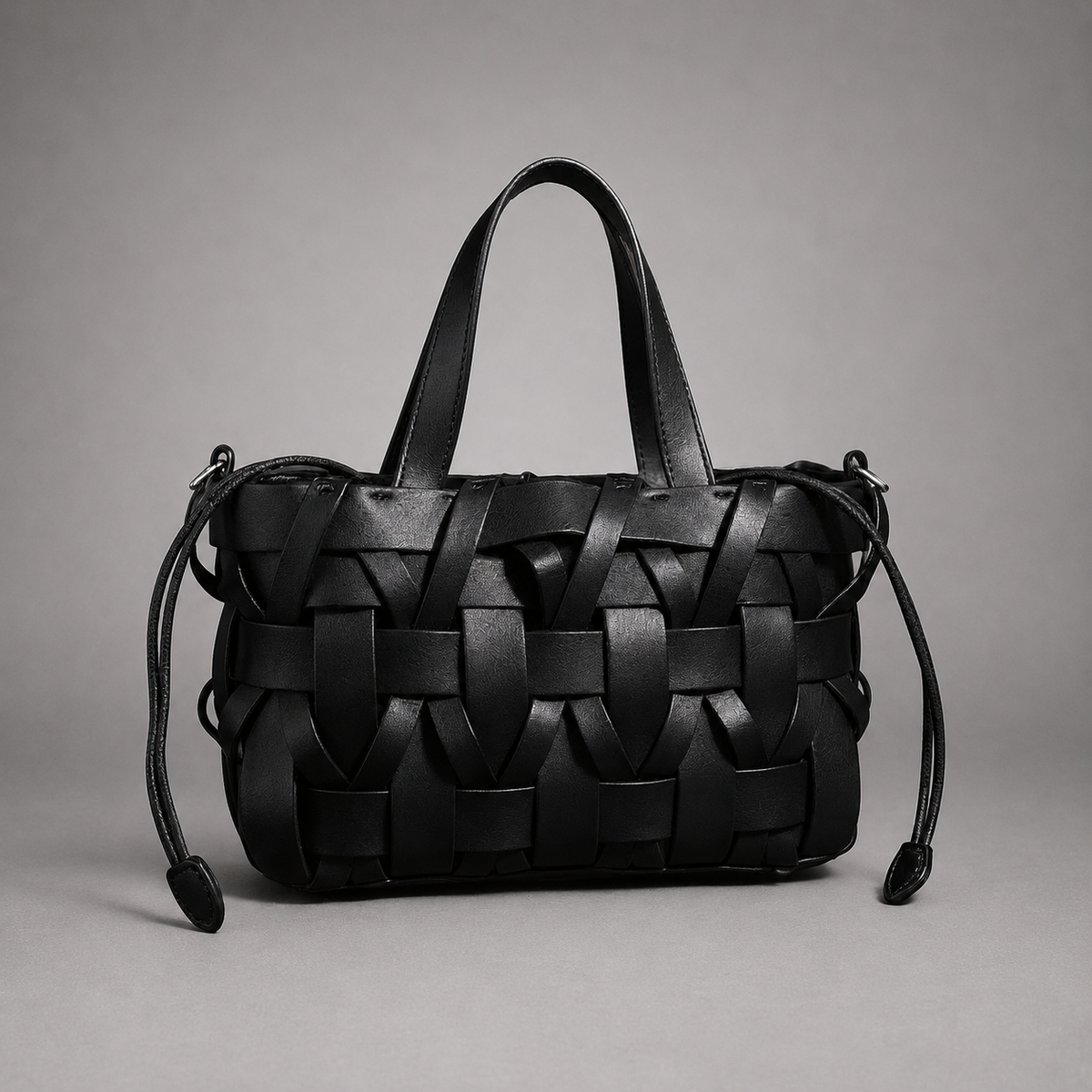Delilah Handwoven Handbag